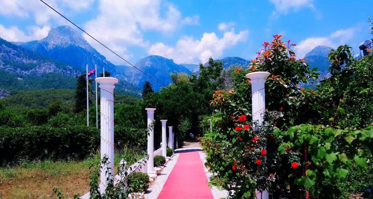 Castle Park Hotel Beldibi  Bagian luar foto