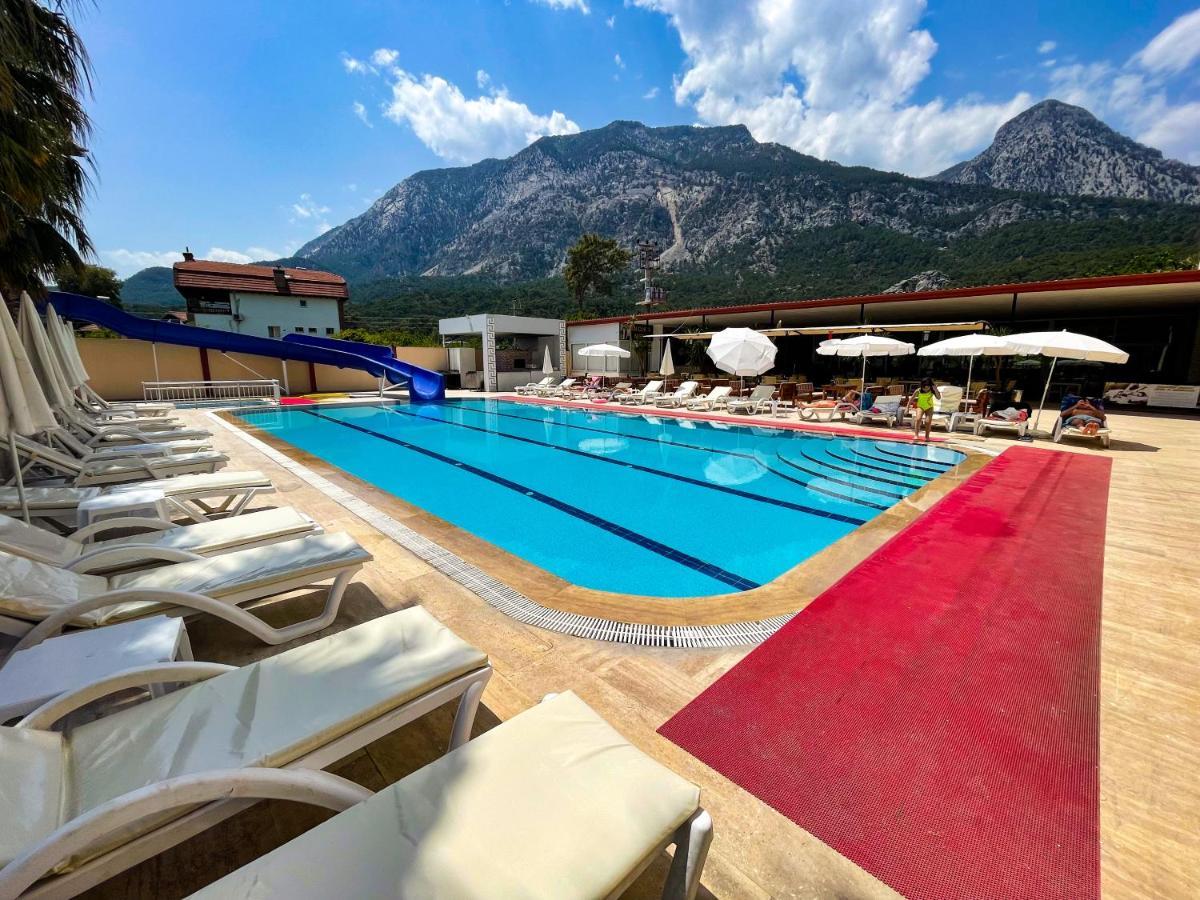 Castle Park Hotel Beldibi  Bagian luar foto