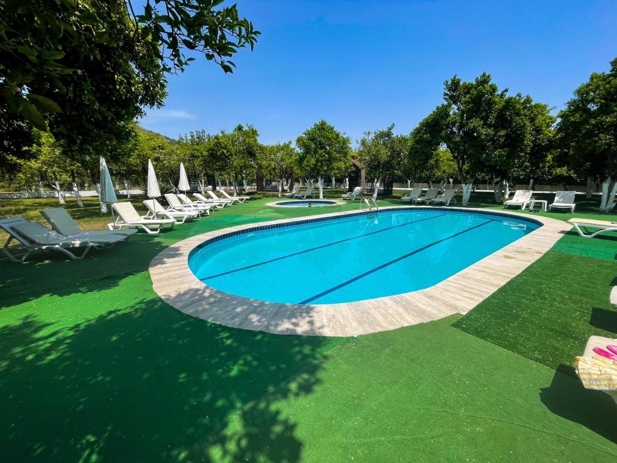 Castle Park Hotel Beldibi  Bagian luar foto