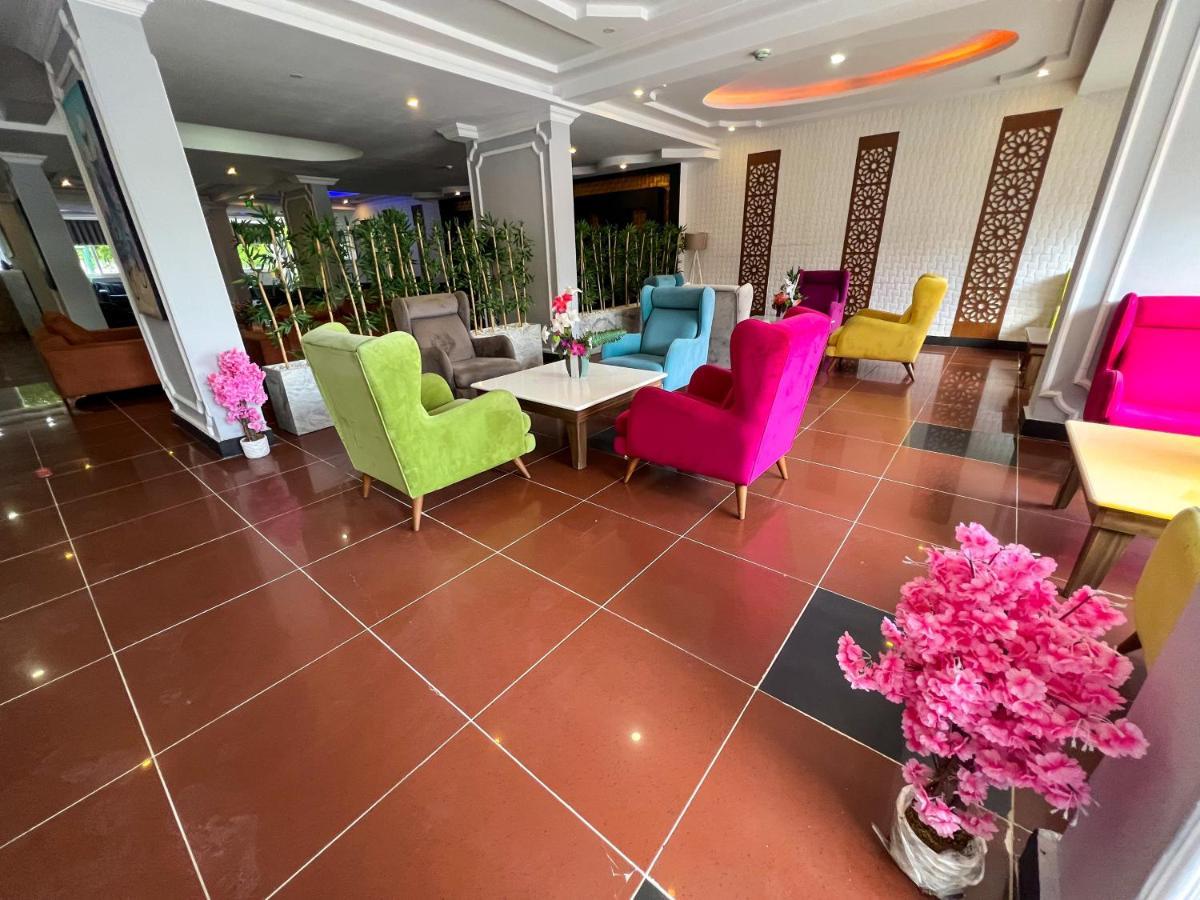 Castle Park Hotel Beldibi  Bagian luar foto