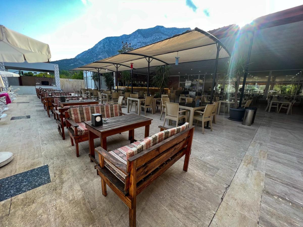 Castle Park Hotel Beldibi  Bagian luar foto