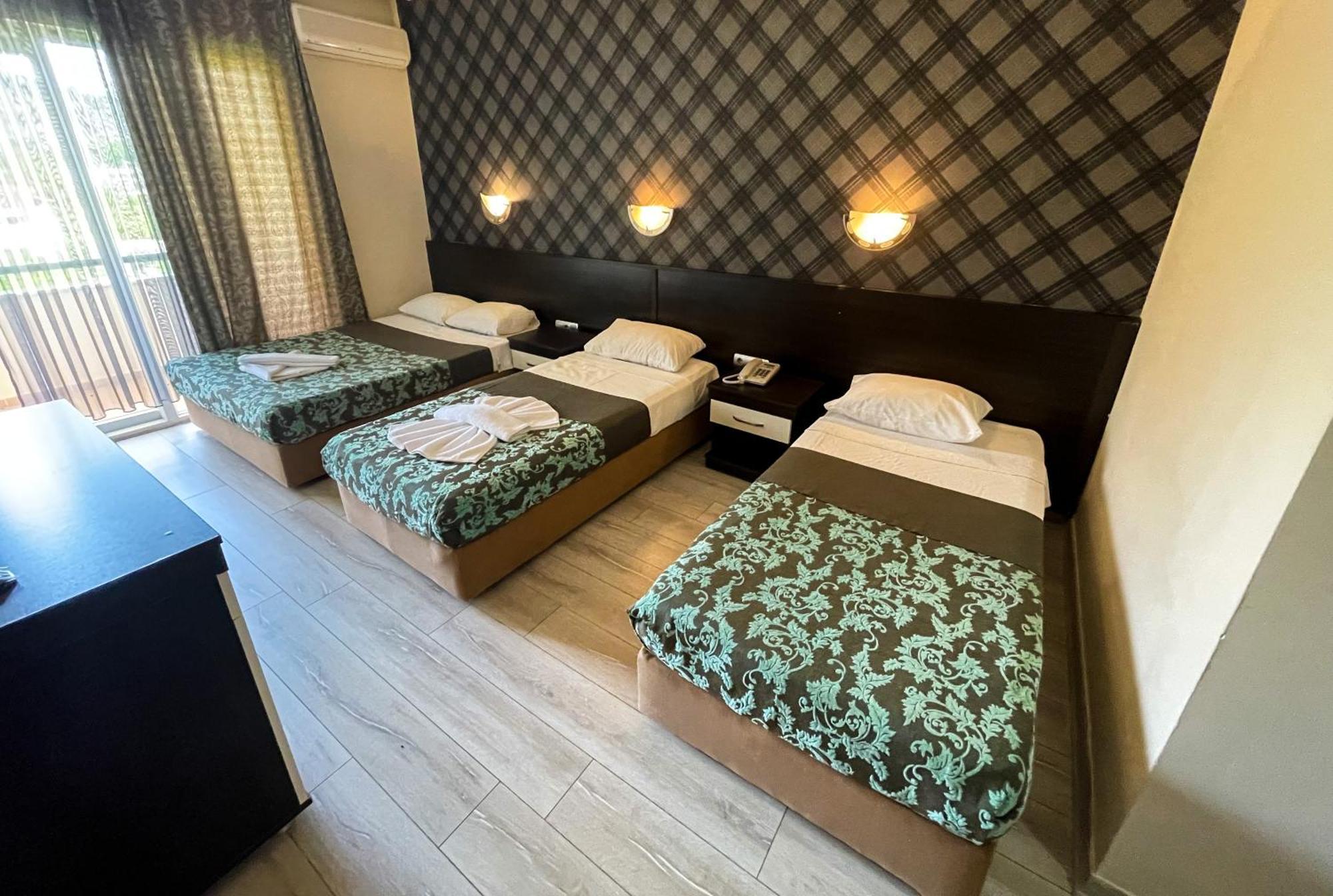 Castle Park Hotel Beldibi  Bagian luar foto